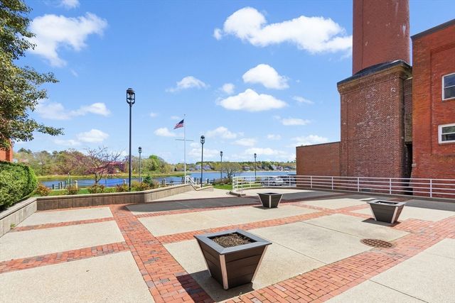 45 Main Street 21, Wareham, MA 02571