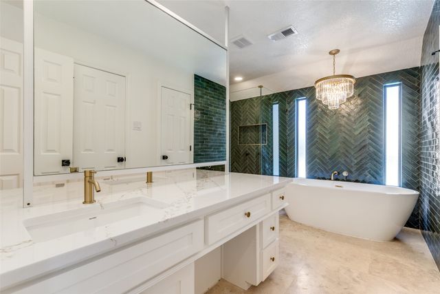 2307 Midway Road, Arlington, TX 76011