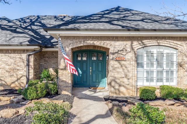 2307 Midway Road, Arlington, TX 76011
