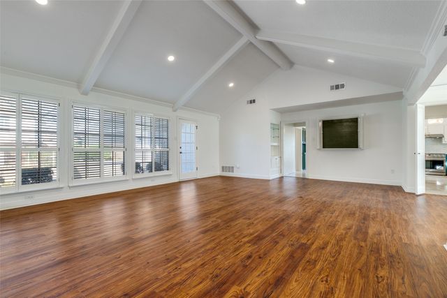 2307 Midway Road, Arlington, TX 76011