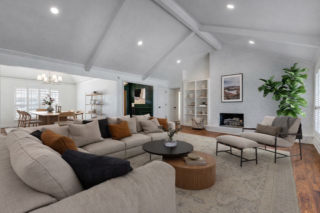 2307 Midway Road, Arlington, TX 76011