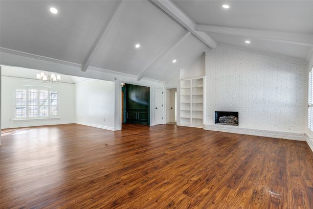 2307 Midway Road, Arlington, TX 76011