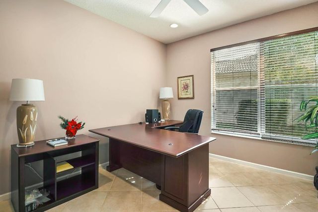 11348 Ohanu Circle E, Boynton Beach, FL 33437