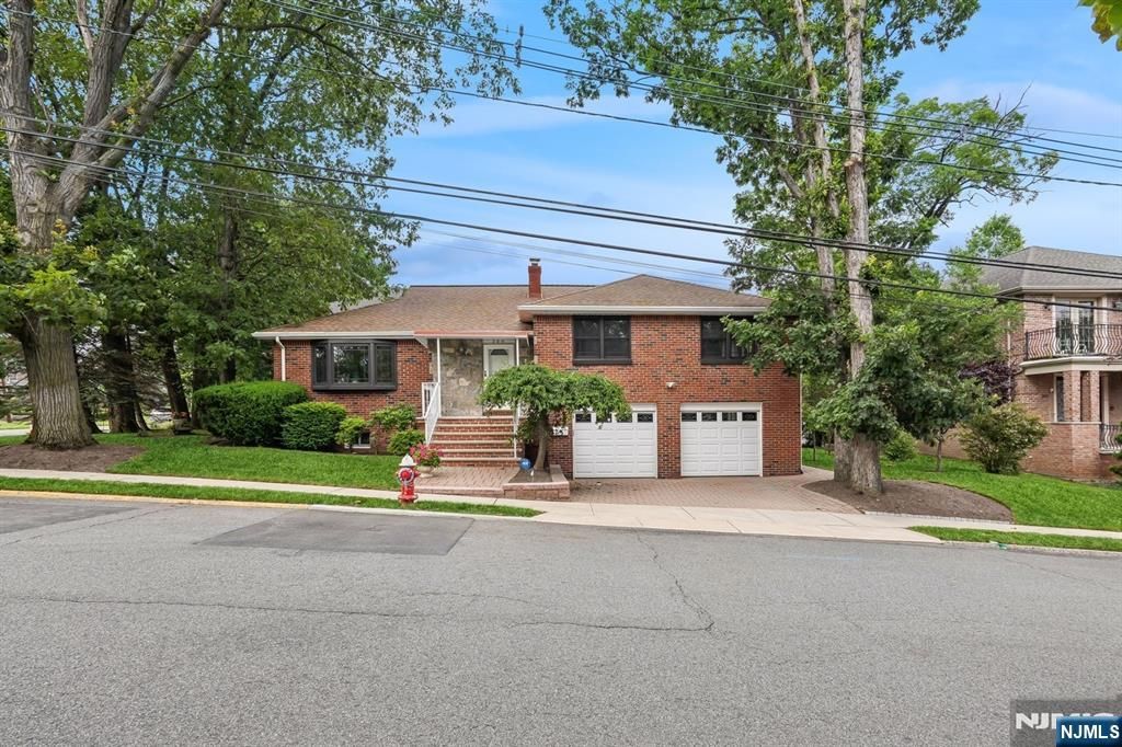 249 Virginia Avenue, Fort Lee, NJ 07024