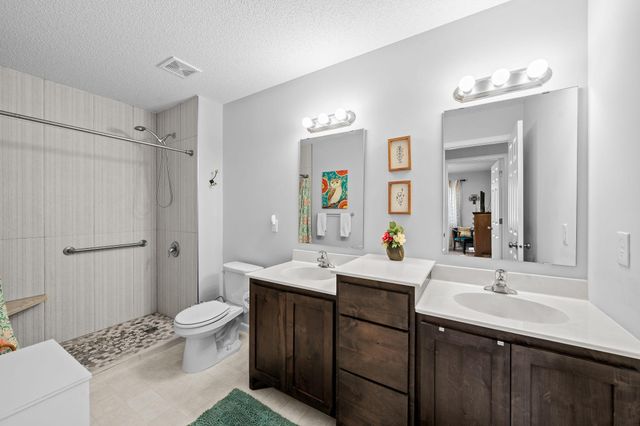 39781 Fawn Avenue, North Branch, MN 55056