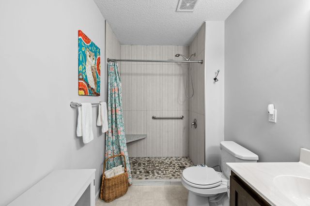 39781 Fawn Avenue, North Branch, MN 55056