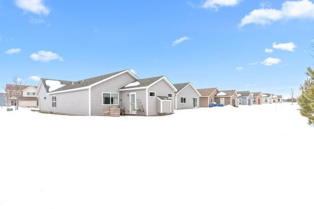 39781 Fawn Avenue, North Branch, MN 55056