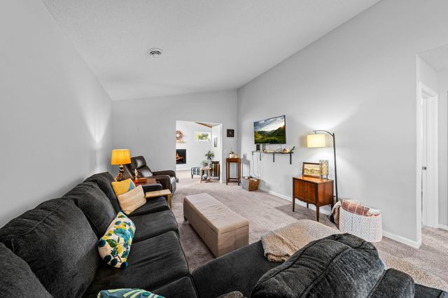 39781 Fawn Avenue, North Branch, MN 55056