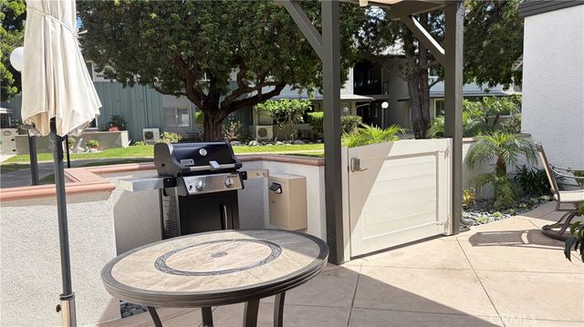 13360 Del Monte Drive M15-2C, Seal Beach, CA 90740