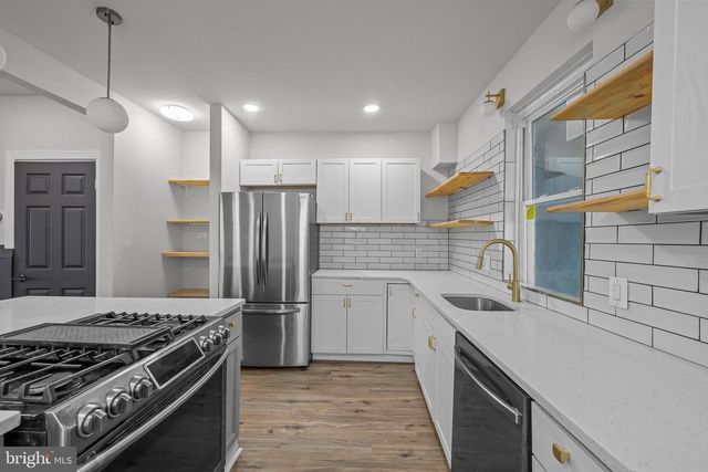 205 N FRONT ST, Darby, PA 19023