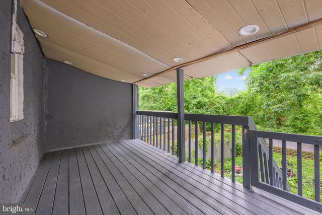 205 N FRONT ST, Darby, PA 19023