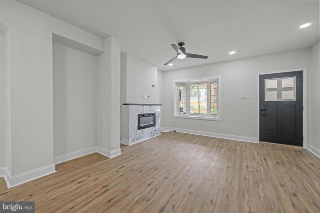 205 N FRONT ST, Darby, PA 19023