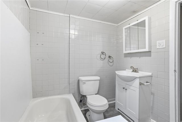 1106 2nd Street, Monessen, PA 15062