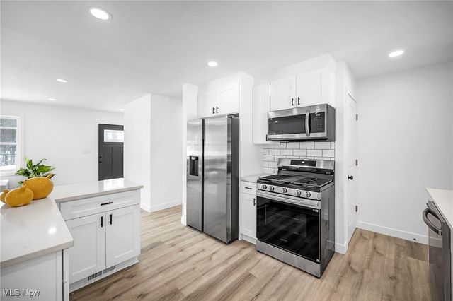 9021 Billings Road, Kirtland, OH 44094