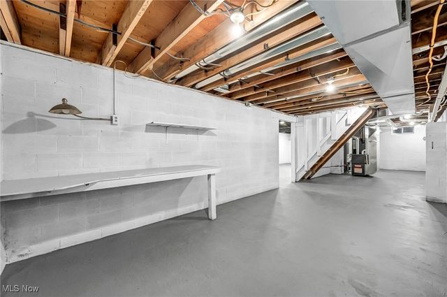 9021 Billings Road, Kirtland, OH 44094