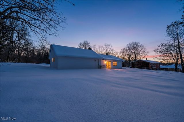 9021 Billings Road, Kirtland, OH 44094