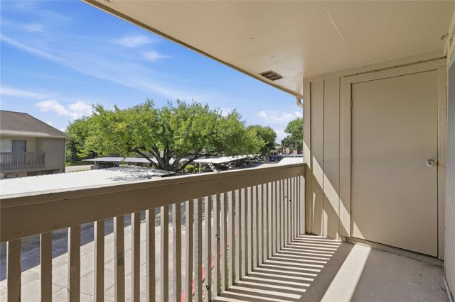 1900 Bay Area Boulevard Q 186, Houston, TX 77058