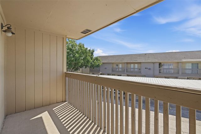 1900 Bay Area Boulevard Q 186, Houston, TX 77058