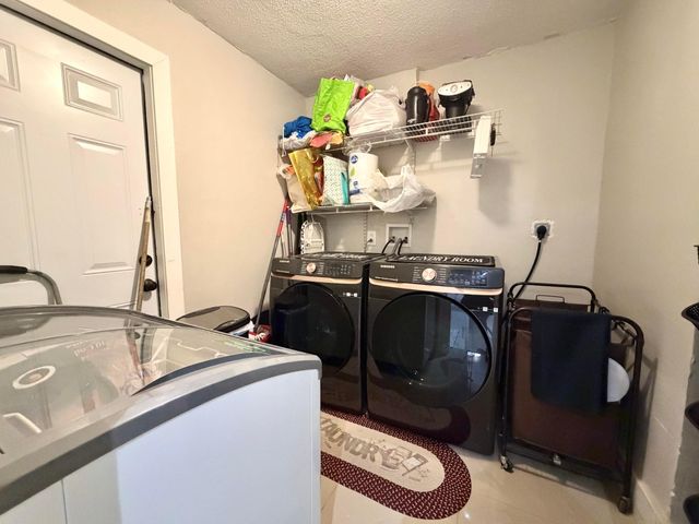 16101 SW 98th Avenue, Miami, FL 33157