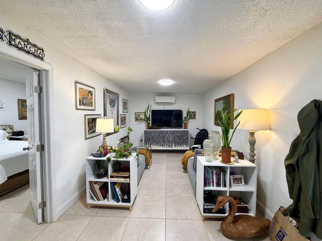 16101 SW 98th Avenue, Miami, FL 33157