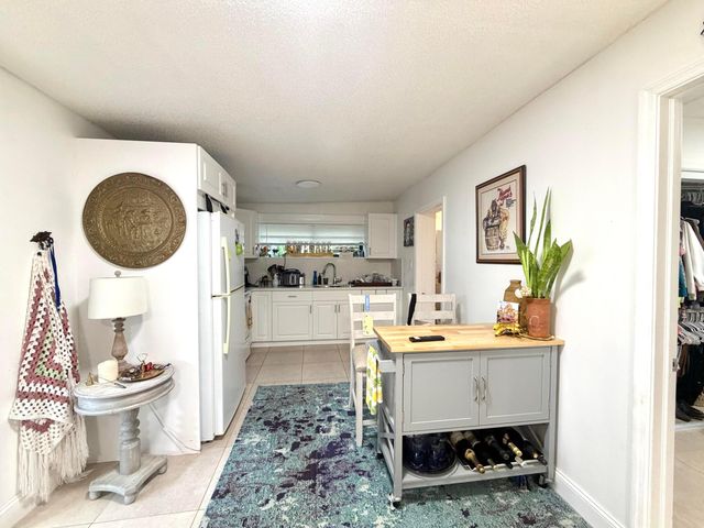 16101 SW 98th Avenue, Miami, FL 33157