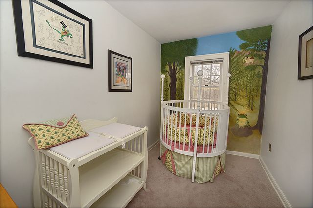 2221 Twin Oak Road, Peru, IL 61354