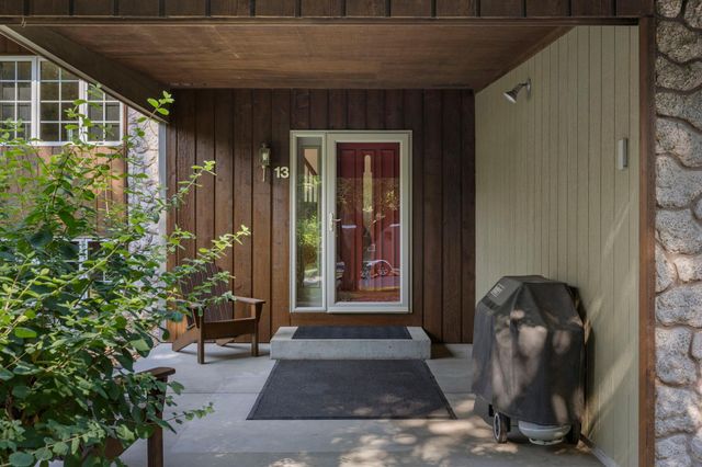 13 Woodcrest Drive, Circle Pines, MN 55014
