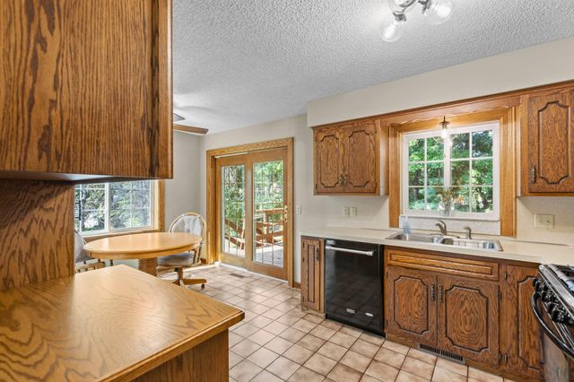13 Woodcrest Drive, Circle Pines, MN 55014