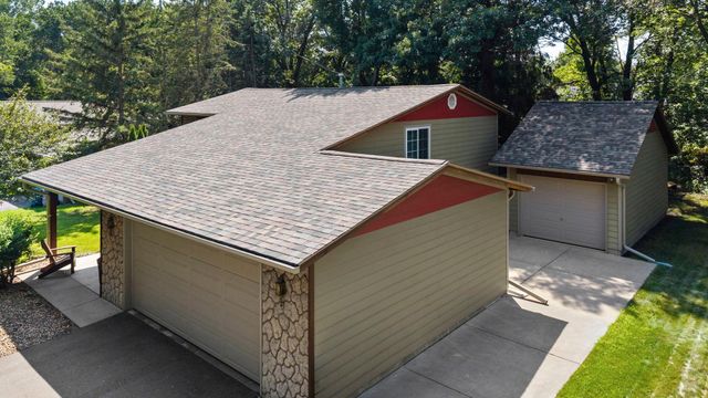 13 Woodcrest Drive, Circle Pines, MN 55014