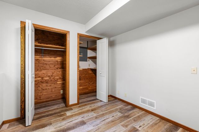 13 Woodcrest Drive, Circle Pines, MN 55014
