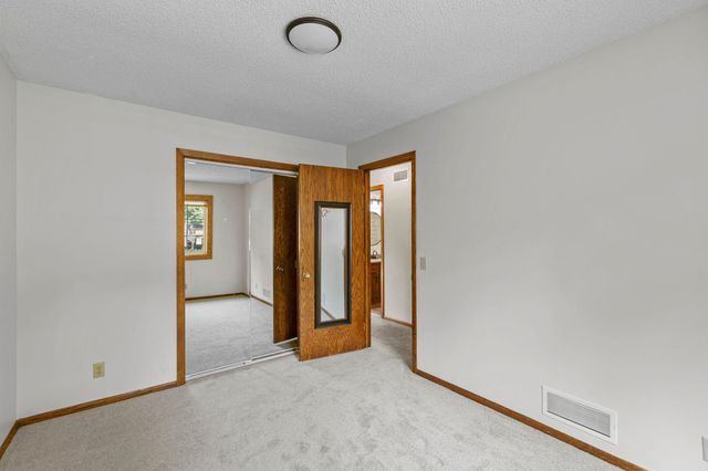 13 Woodcrest Drive, Circle Pines, MN 55014