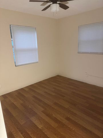 812 Texas Court, Fort Pierce, FL 34950