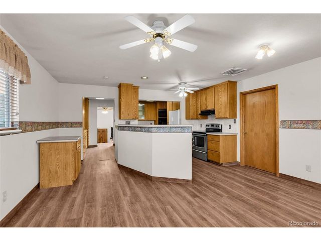 25451 Parkview Dr, Pueblo, CO 81006