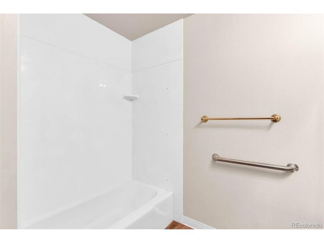 25451 Parkview Dr, Pueblo, CO 81006