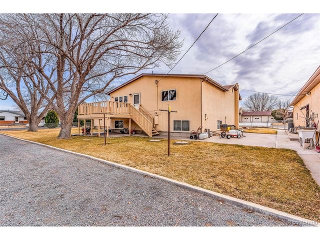 25451 Parkview Dr, Pueblo, CO 81006