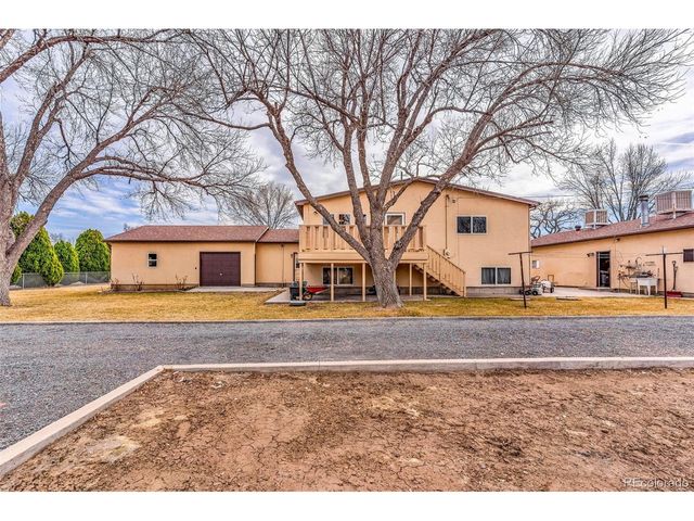 25451 Parkview Dr, Pueblo, CO 81006