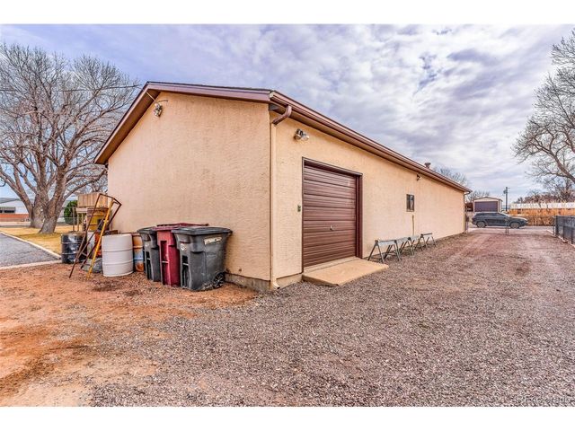 25451 Parkview Dr, Pueblo, CO 81006