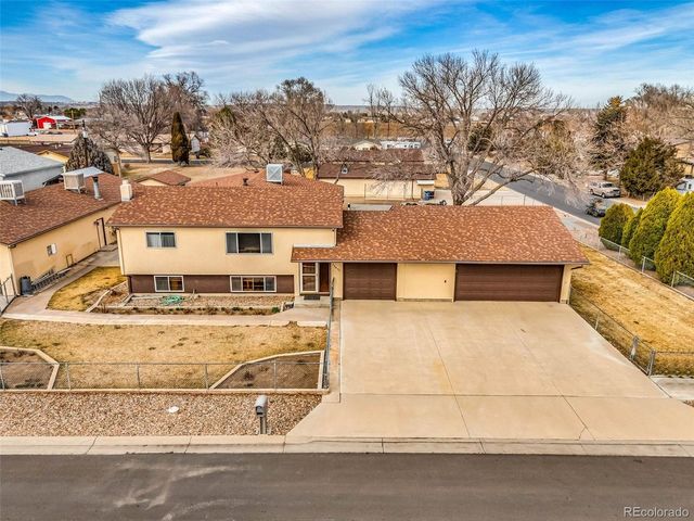 25451 Parkview Dr, Pueblo, CO 81006