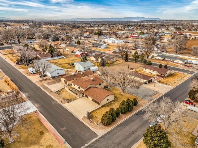 25451 Parkview Dr, Pueblo, CO 81006