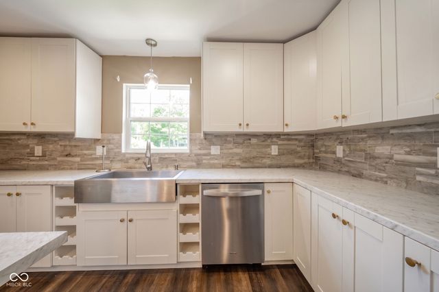 2581 S State Road 103, New Castle, IN 47362