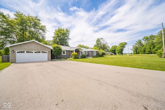 2581 S State Road 103, New Castle, IN 47362