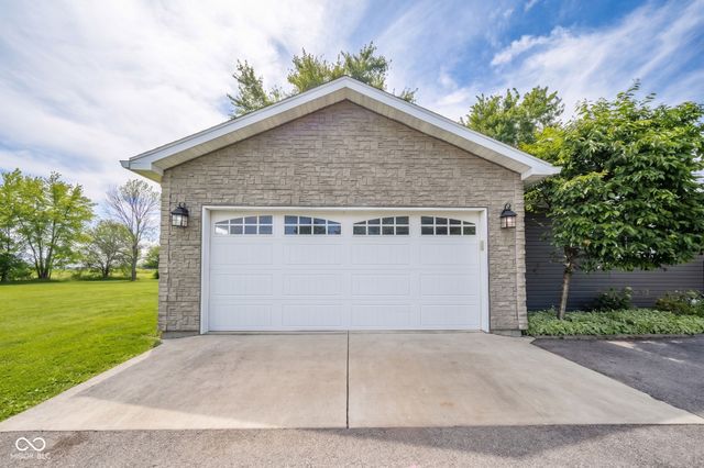2581 S State Road 103, New Castle, IN 47362