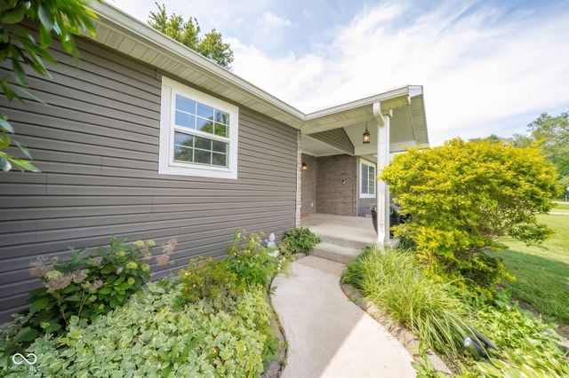 2581 S State Road 103, New Castle, IN 47362