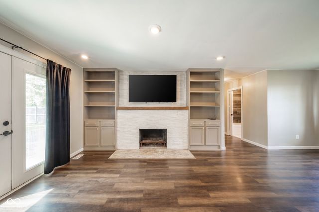 2581 S State Road 103, New Castle, IN 47362