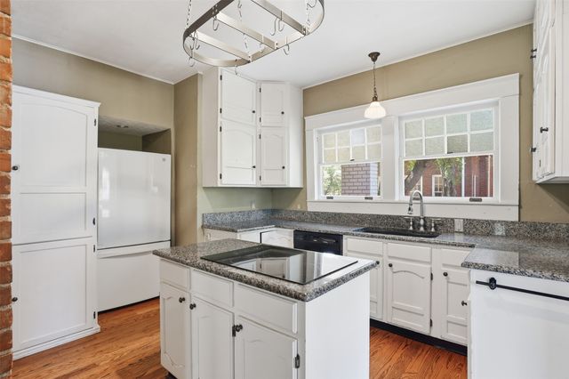 1208 Elizabeth Boulevard, Fort Worth, TX 76110