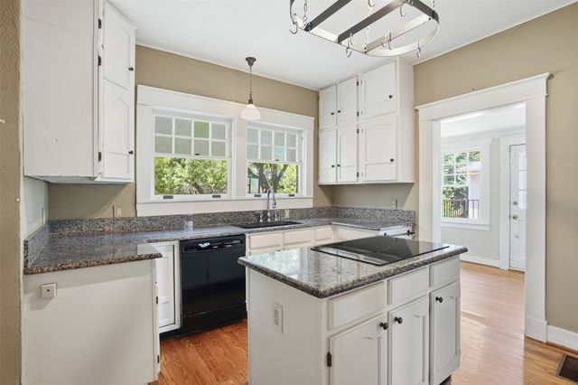 1208 Elizabeth Boulevard, Fort Worth, TX 76110