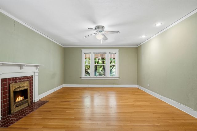 1208 Elizabeth Boulevard, Fort Worth, TX 76110