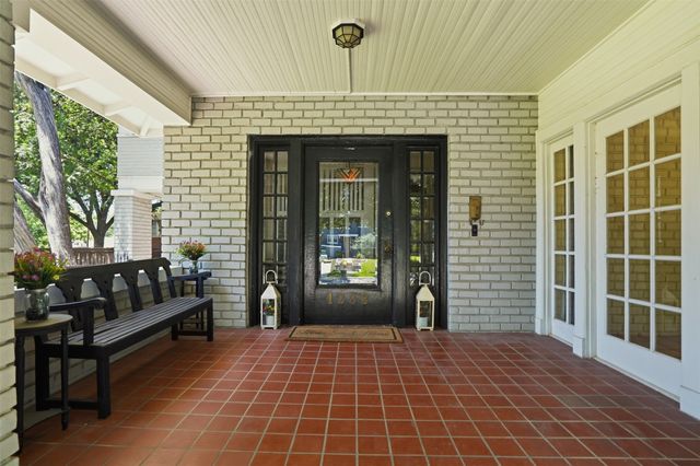 1208 Elizabeth Boulevard, Fort Worth, TX 76110