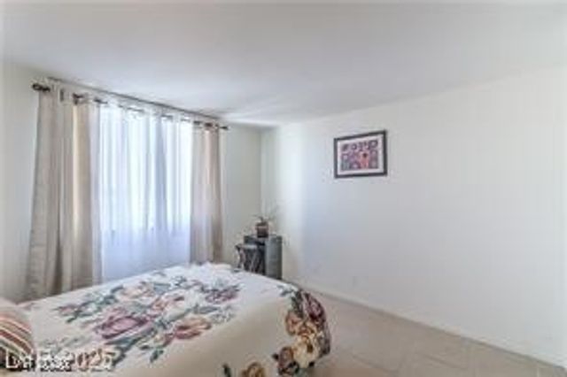 3930 University Center Drive 706, Las Vegas, NV 89119