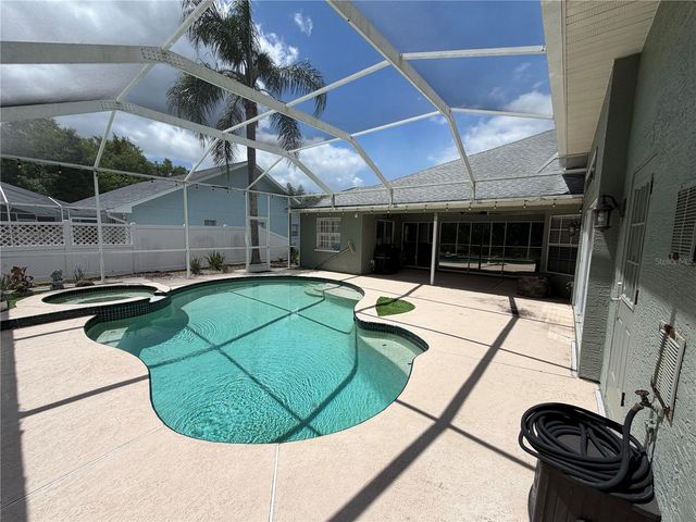 1616 KINSMERE DRIVE, Trinity, FL 34655